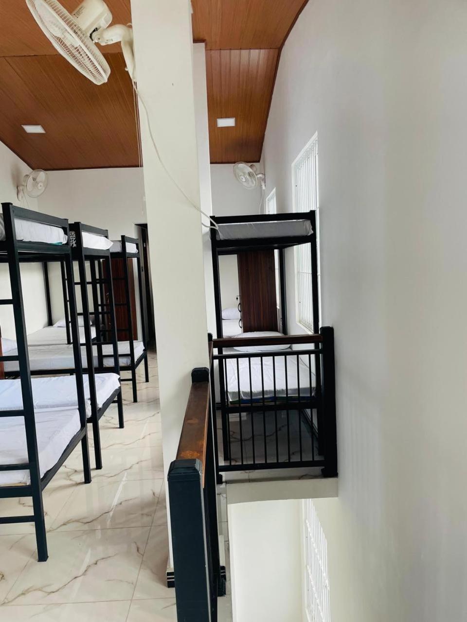 Star Village Hostel Канди Экстерьер фото